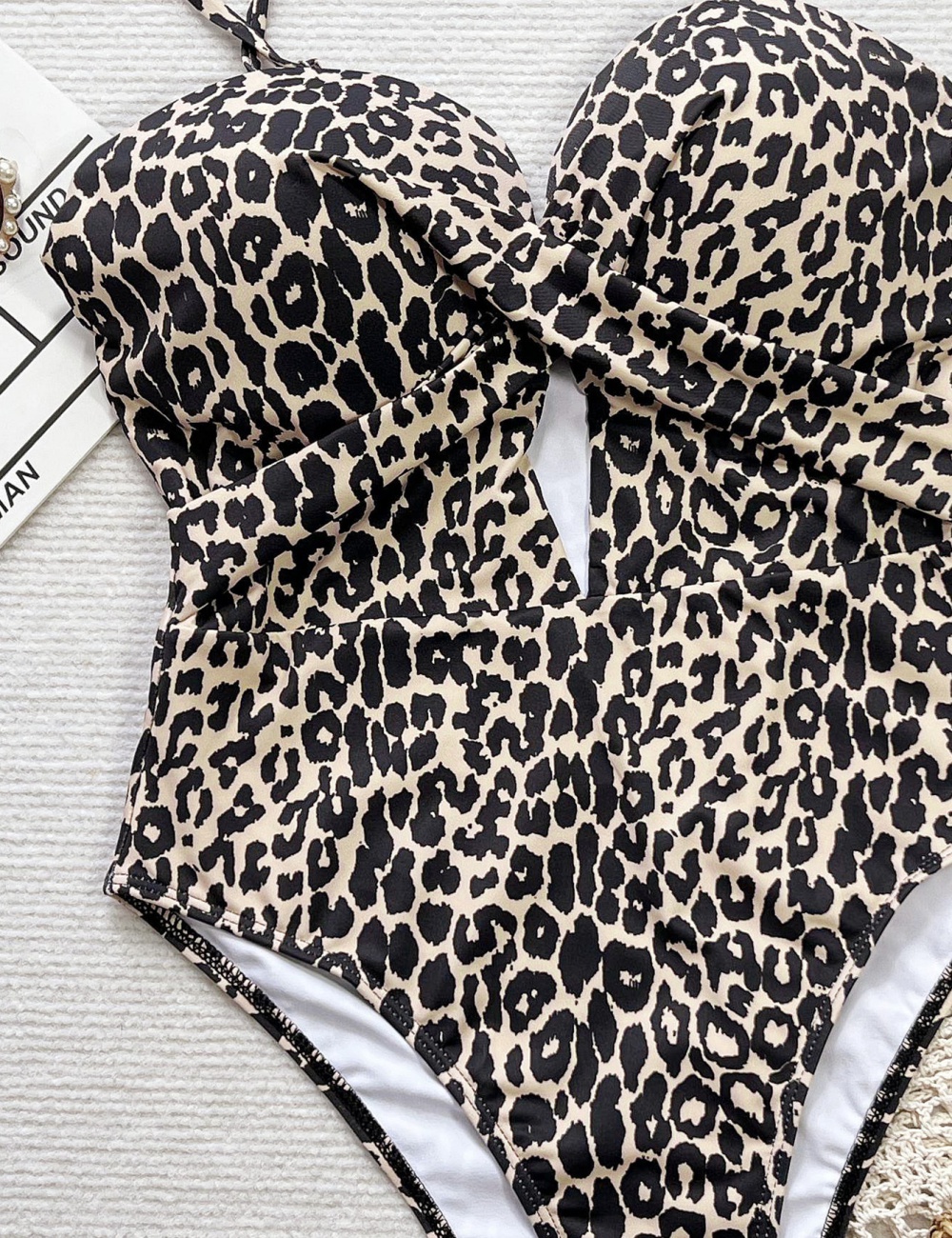 Hollow shoulder strap bikini leopard conjoined swimwear