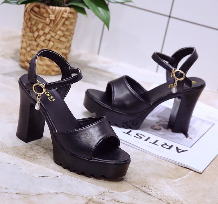 Summer cingulate sandals thick crust Korean style platform