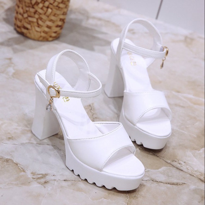 Summer cingulate sandals thick crust Korean style platform