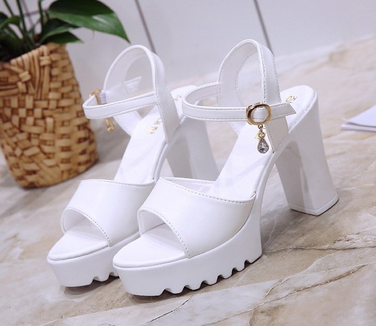 Summer cingulate sandals thick crust Korean style platform