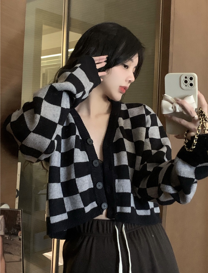 Autumn plaid fashion tops short V-neck cardigan for women