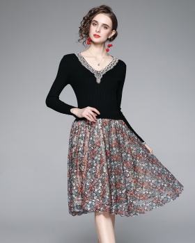 Autumn and winter splice dress knitted lace sweater