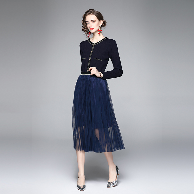 Long sleeve pinched waist splice knitted dress