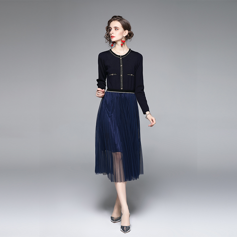 Long sleeve pinched waist splice knitted dress