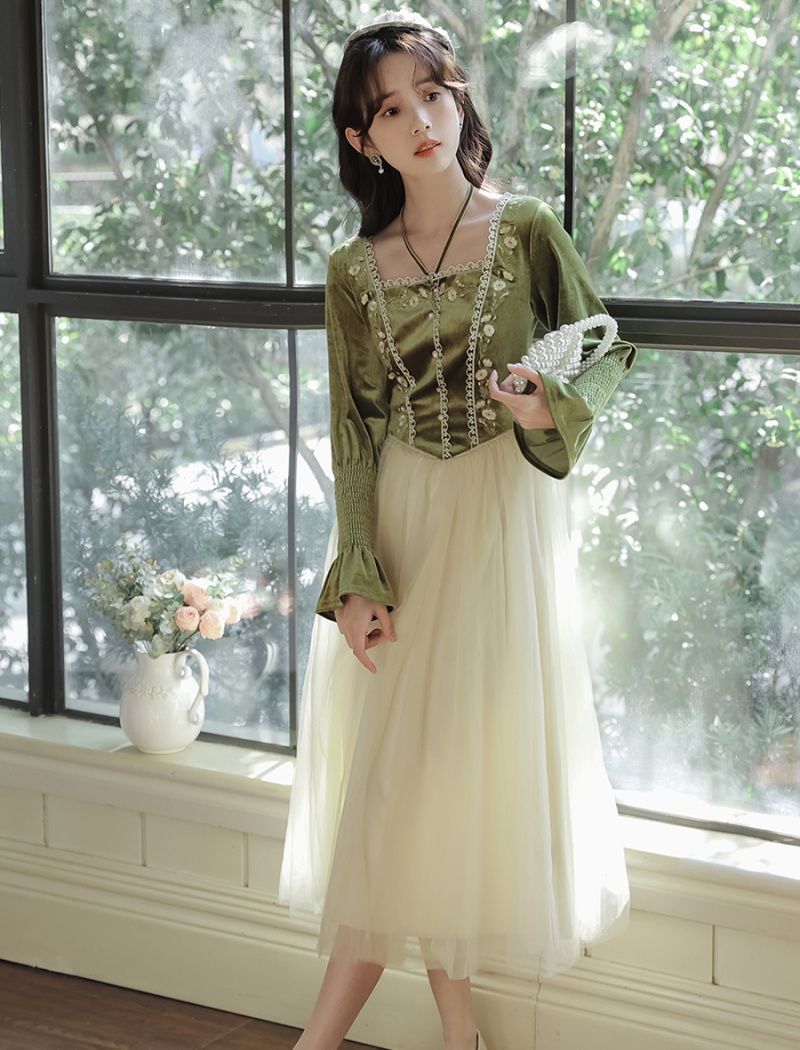 Retro court style lady dress embroidery slim dress