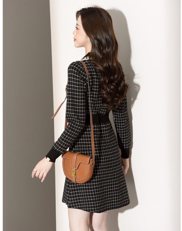 Ladies fashion sweater dress lapel temperament dress