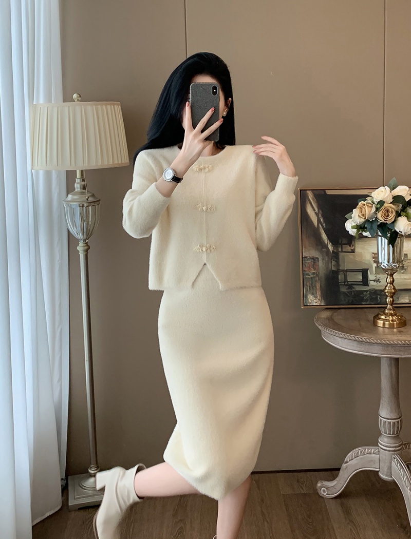 Chanelstyle skirt 2pcs set for women