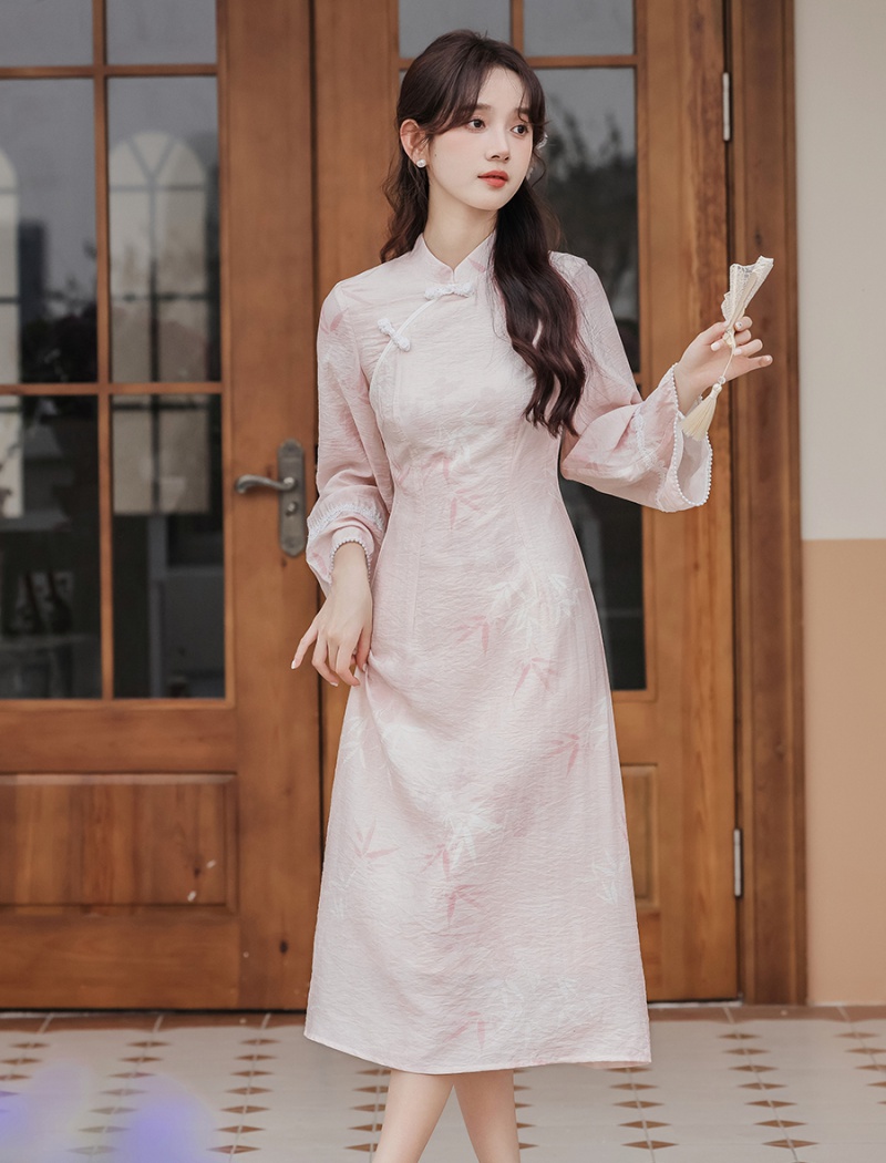 Pink Chinese style cheongsam autumn dress