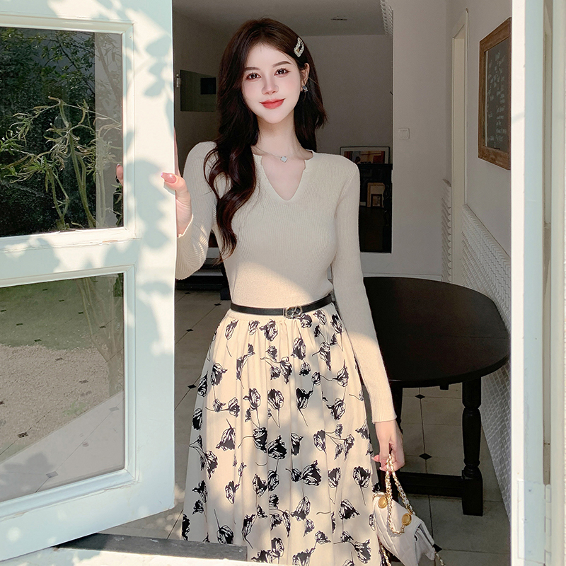 Slim inside the ride belt Korean style long dress