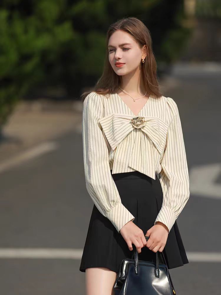 Puff sleeve autumn tops France style bow shirt for women