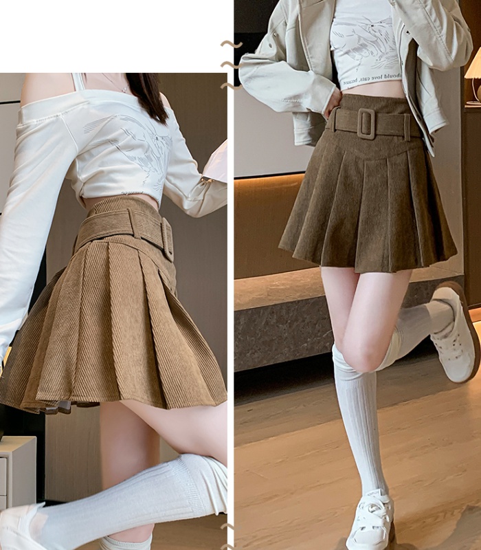 Small fellow short skirt college style skirt for women