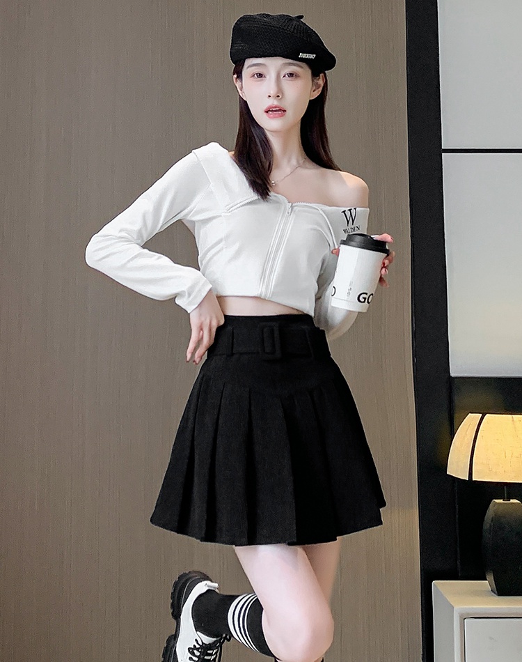 Small fellow short skirt college style skirt for women