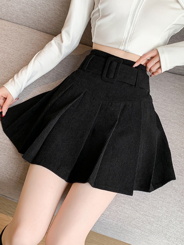 Small fellow short skirt college style skirt for women