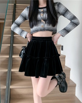 A-line thick and disorderly velvet black skirt for women