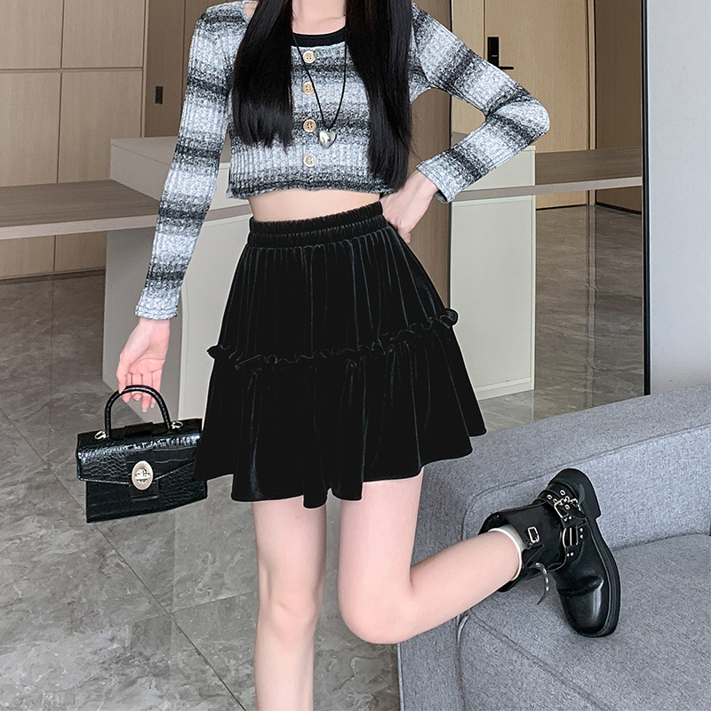 A-line thick and disorderly velvet black skirt for women