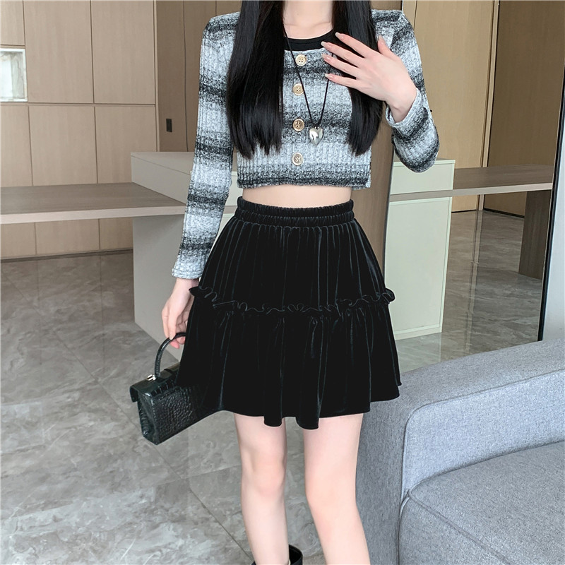 A-line thick and disorderly velvet black skirt for women