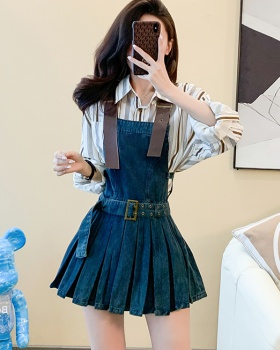 Pleated slim show young T-back denim sweet strap dress