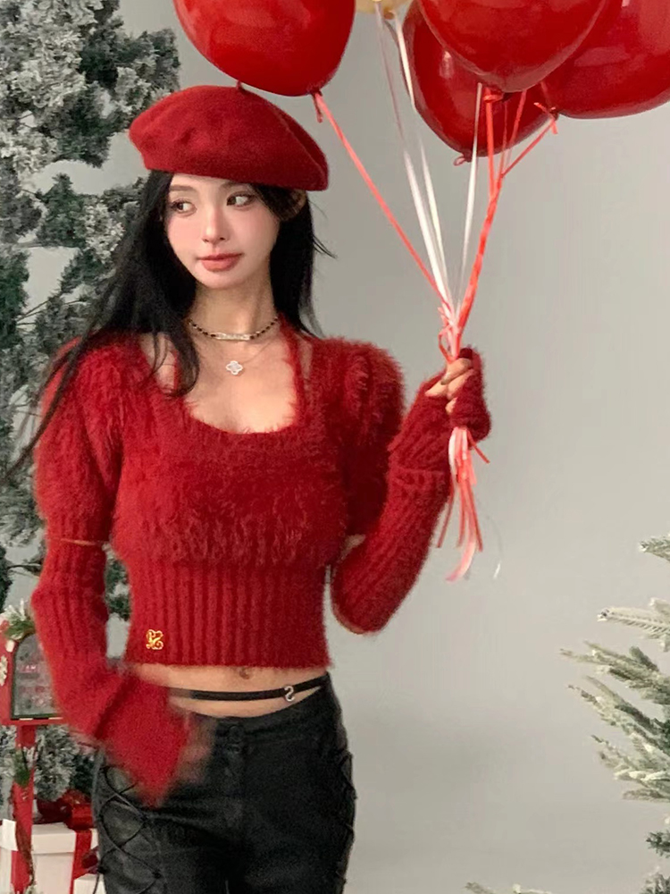 Red knitted christmas sweater autumn and winter short tops