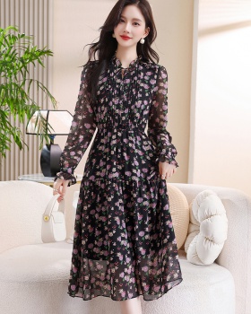 Long sleeve round neck wood ear autumn dress for women