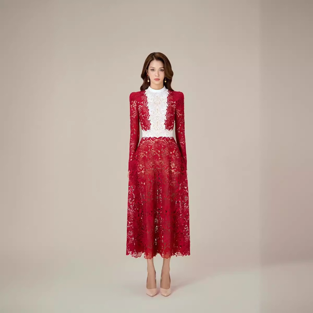 Long sleeve embroidery dress