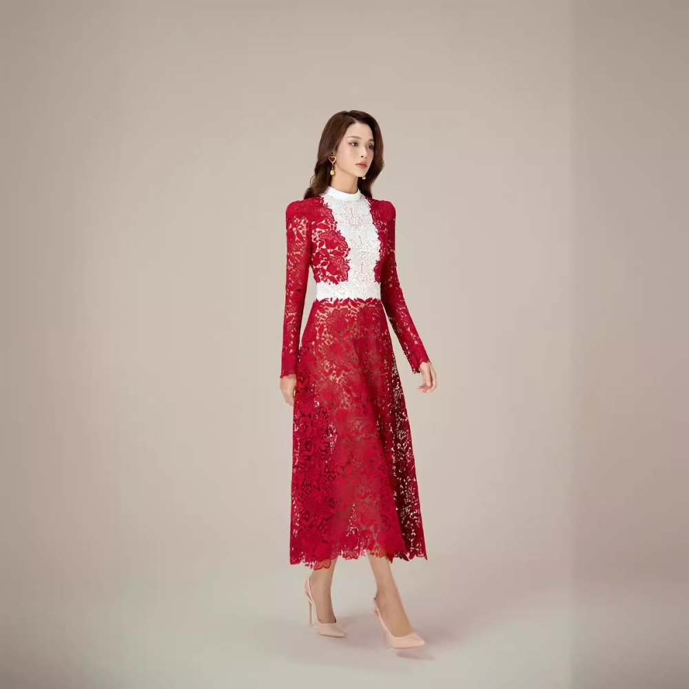 Long sleeve embroidery dress