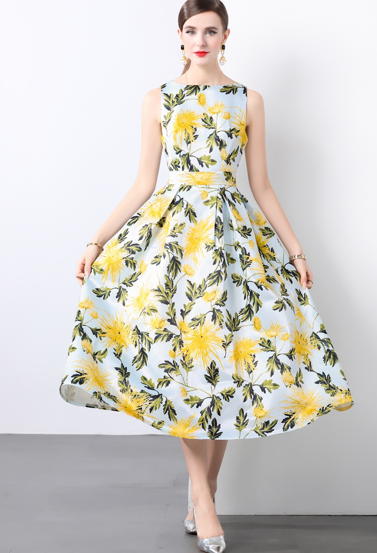 A-line sleeveless stereoscopic clipping dress