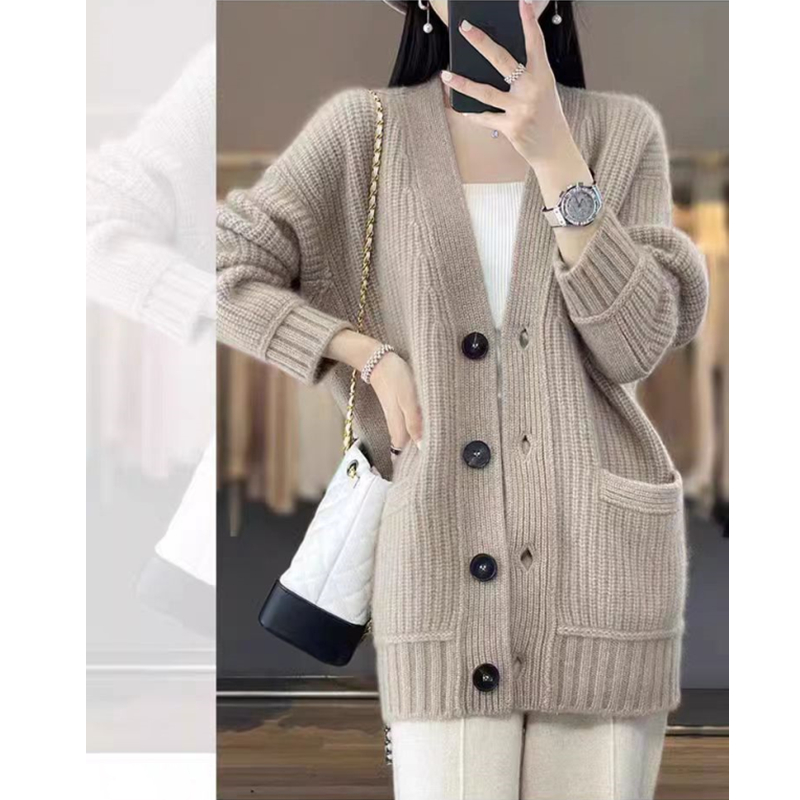 Pure loose wool sweater knitted autumn shirts for women