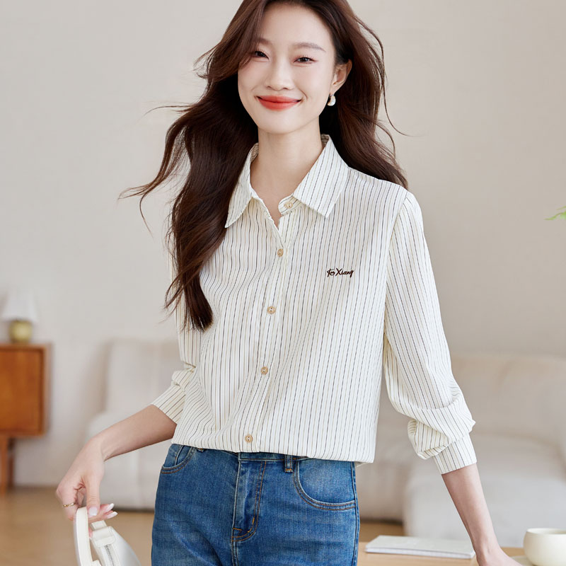 Long sleeve embroidery shirt fashion tops for women