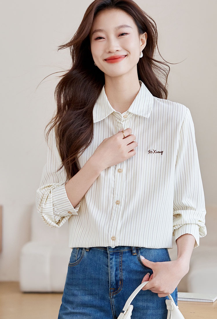 Long sleeve embroidery shirt fashion tops for women