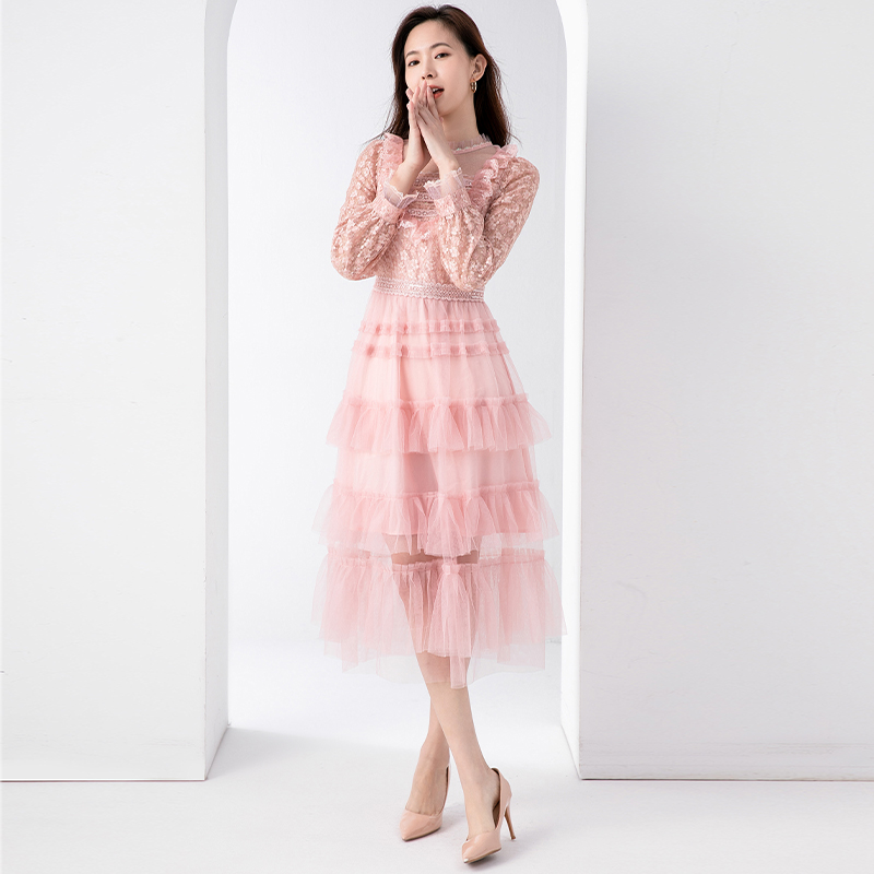 Show young slim cake temperament lace dress