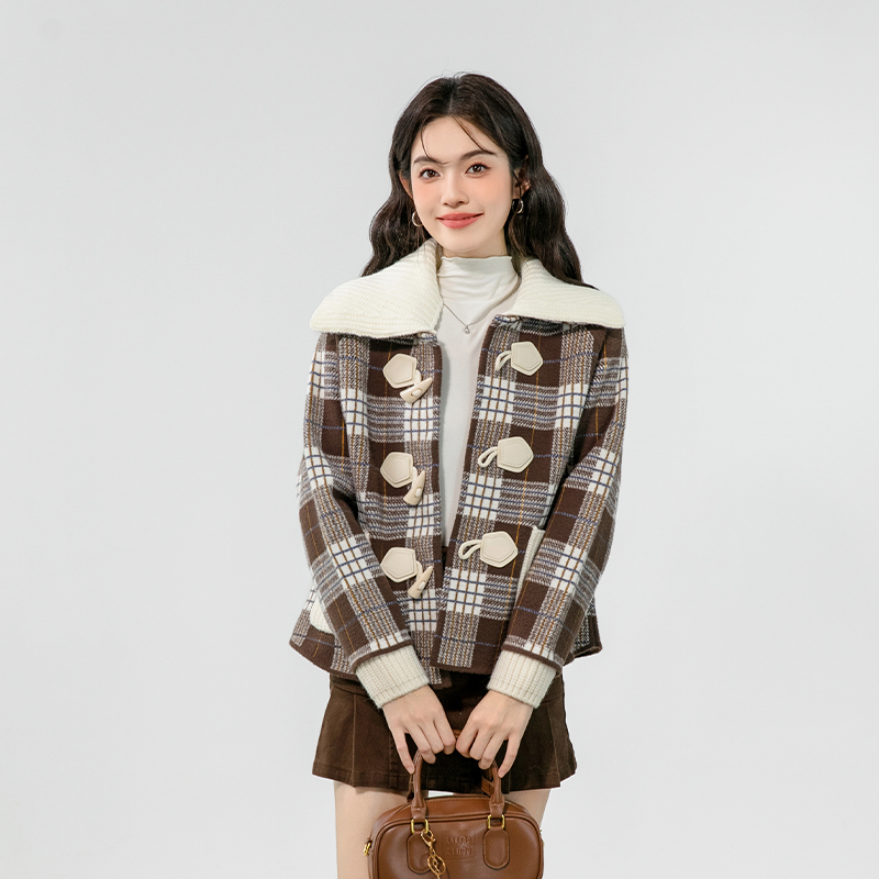 Horn buckle woolen cardigan plaid tops for women