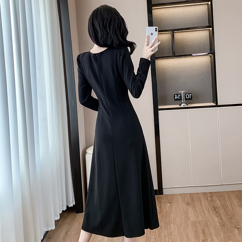 Simple temperament fold long pinched waist autumn slim dress