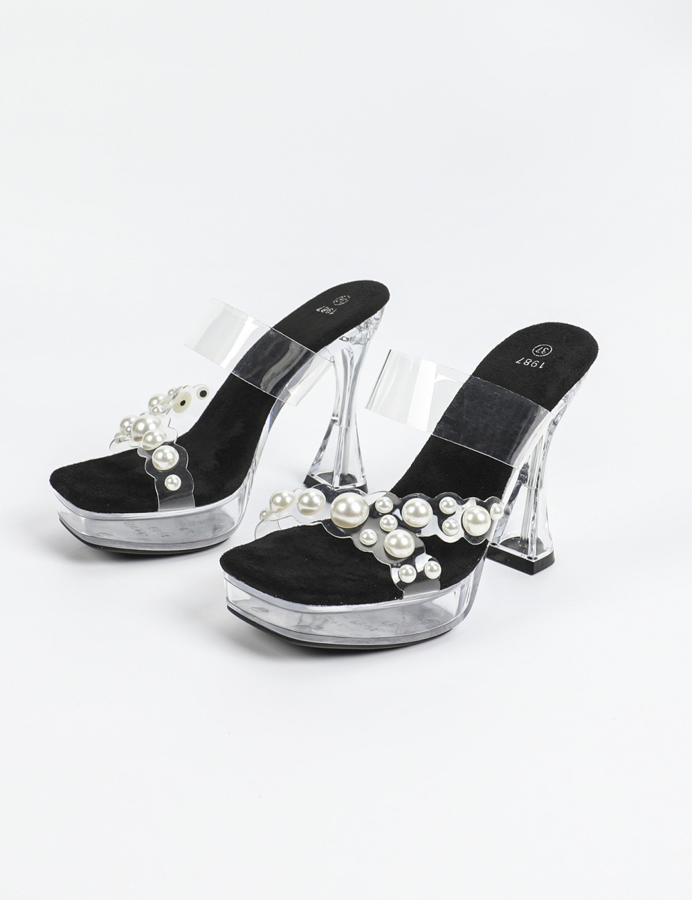 Pearl thick square head sexy model fashion sandals