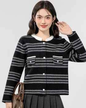 Knitted slim coat chanelstyle cardigan for women