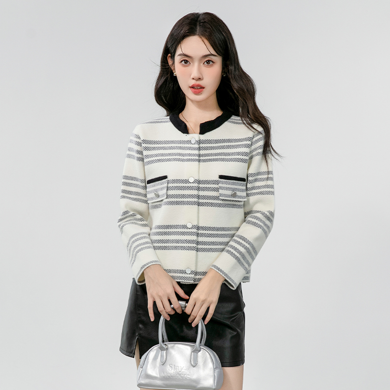 Knitted slim coat chanelstyle cardigan for women