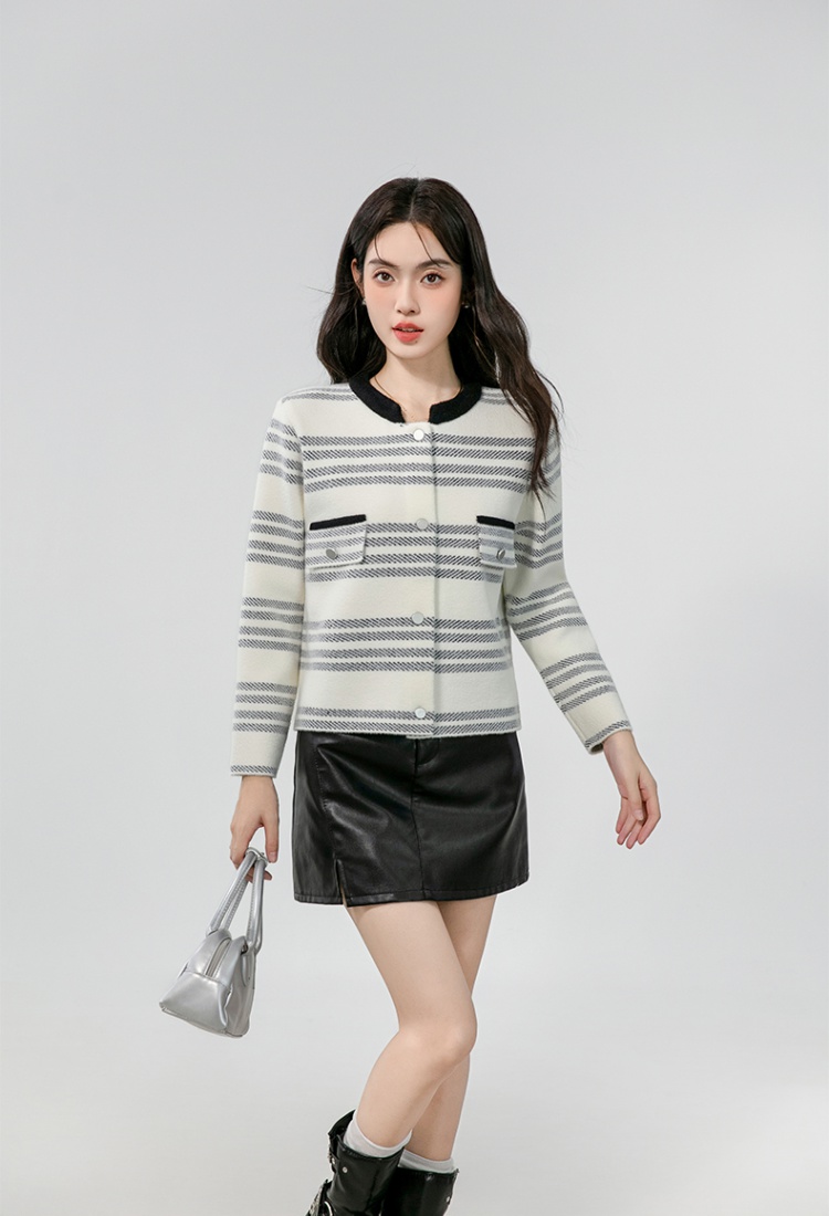 Knitted slim coat chanelstyle cardigan for women