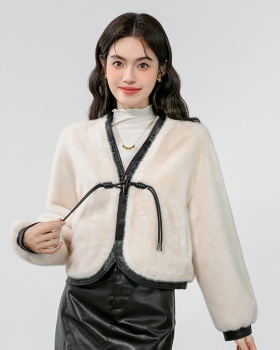 Short autumn and winter fur coat horn buckle chanelstyle tops