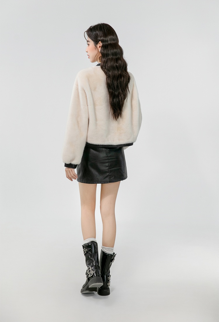 Short autumn and winter fur coat horn buckle chanelstyle tops