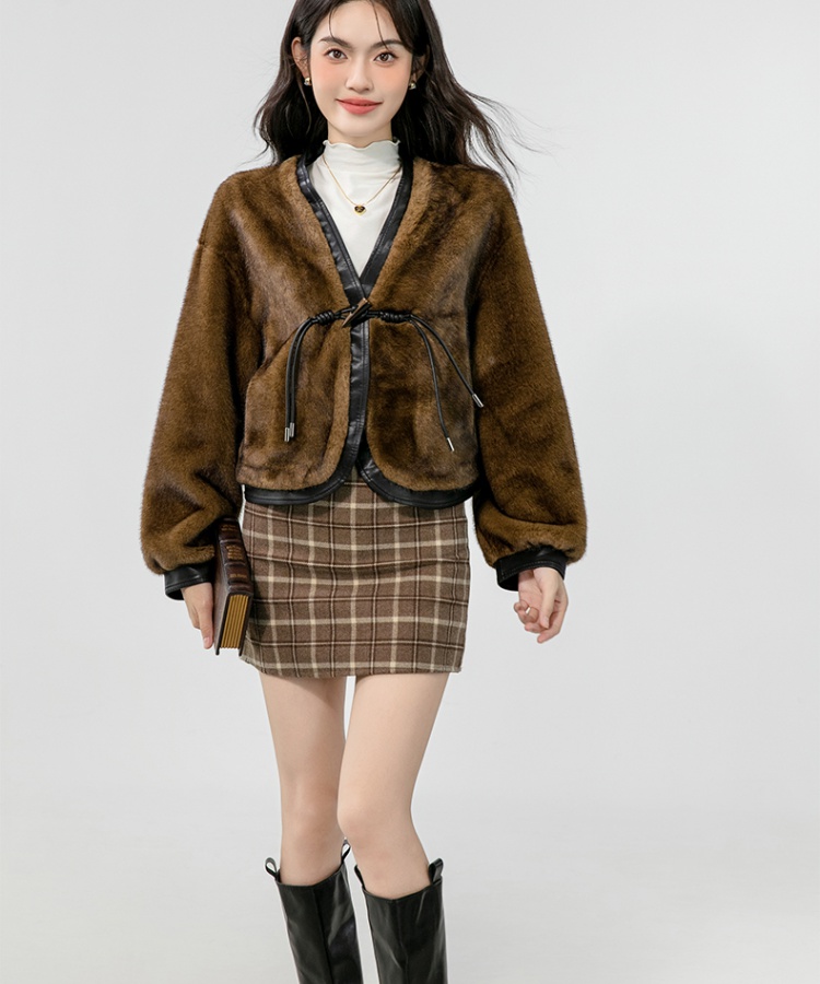 Short autumn and winter fur coat horn buckle chanelstyle tops