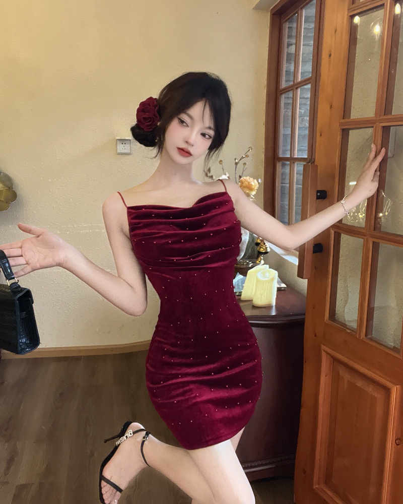 Slim autumn and winter sexy red velvet A-line dress