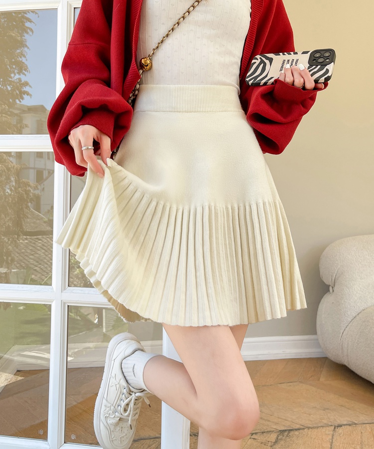 A-line fold slim short skirt pleated knitted skirt for women