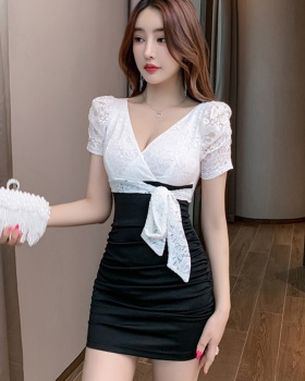 Sexy Pseudo-two package hip enticement V-neck dress for women