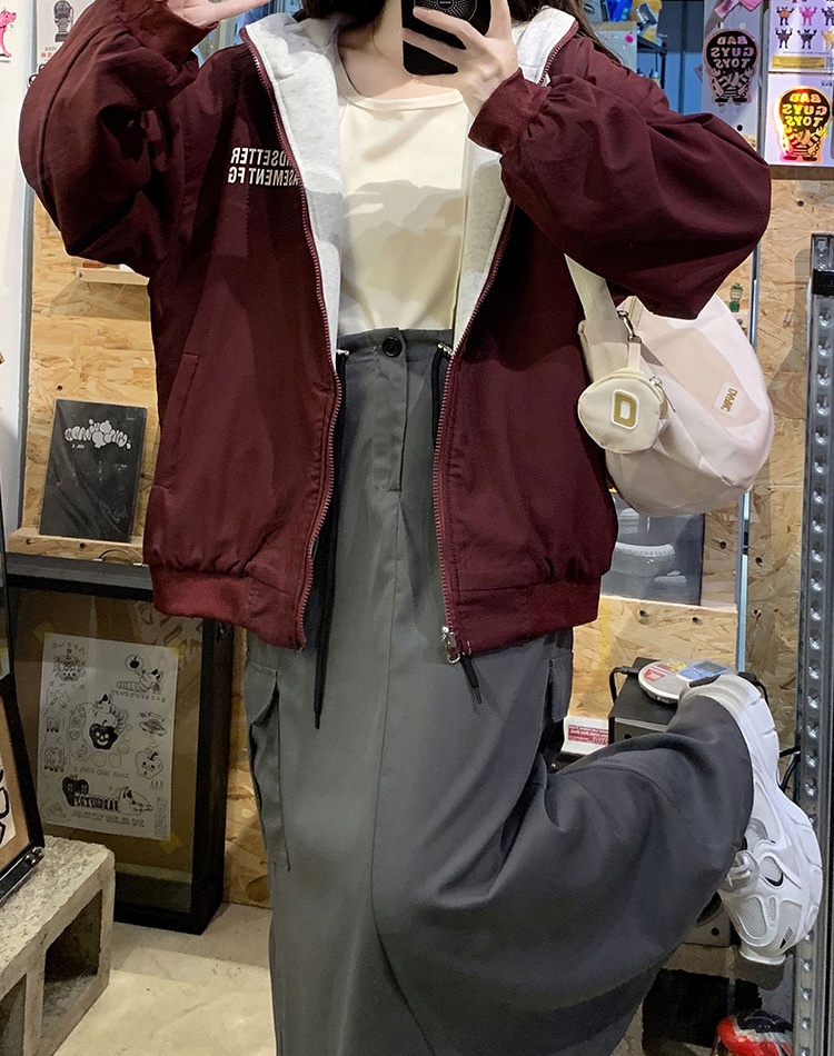 Wear loose baseball uniforms Casual American style coat