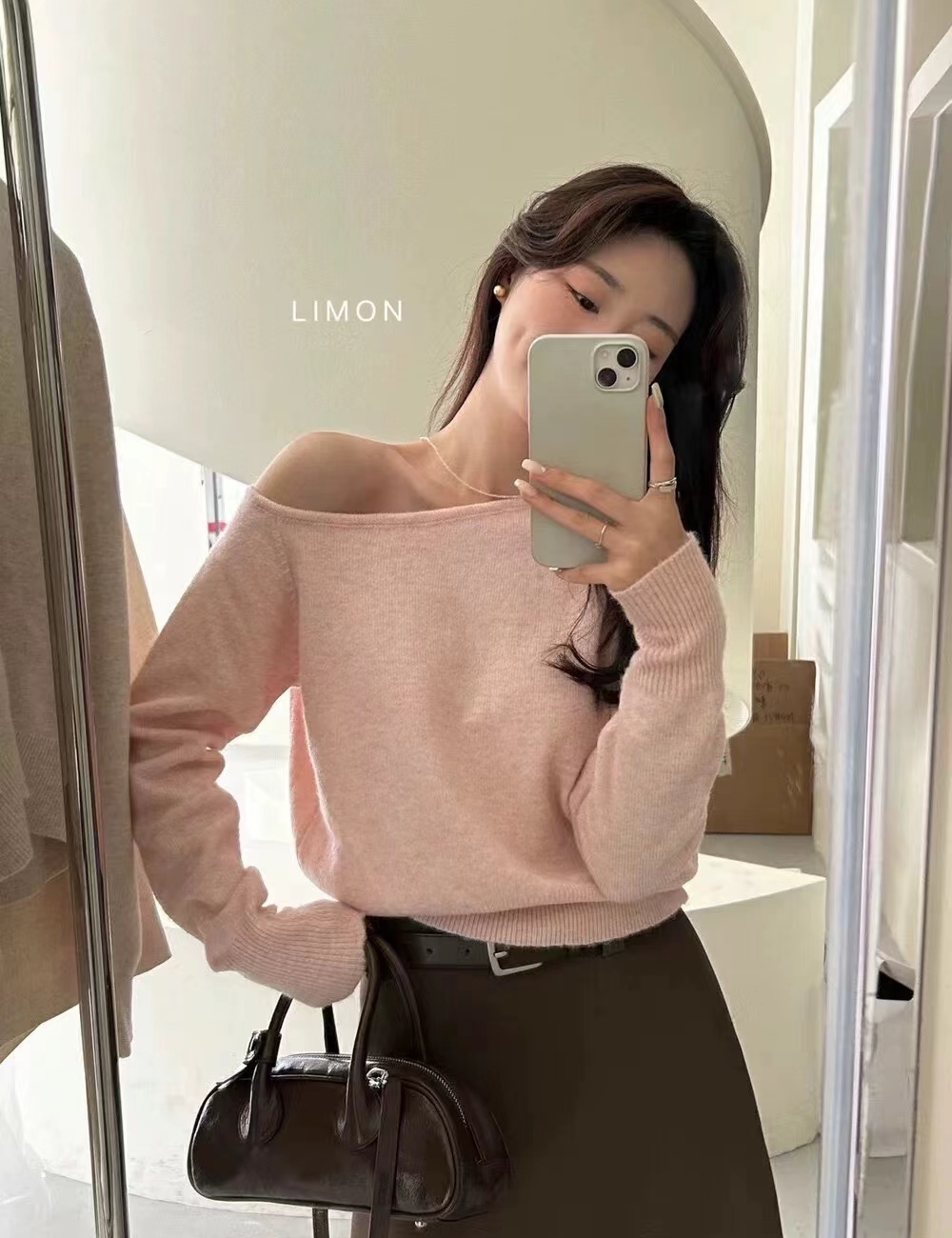 Flat shoulder tops autumn bottoming shirt for women