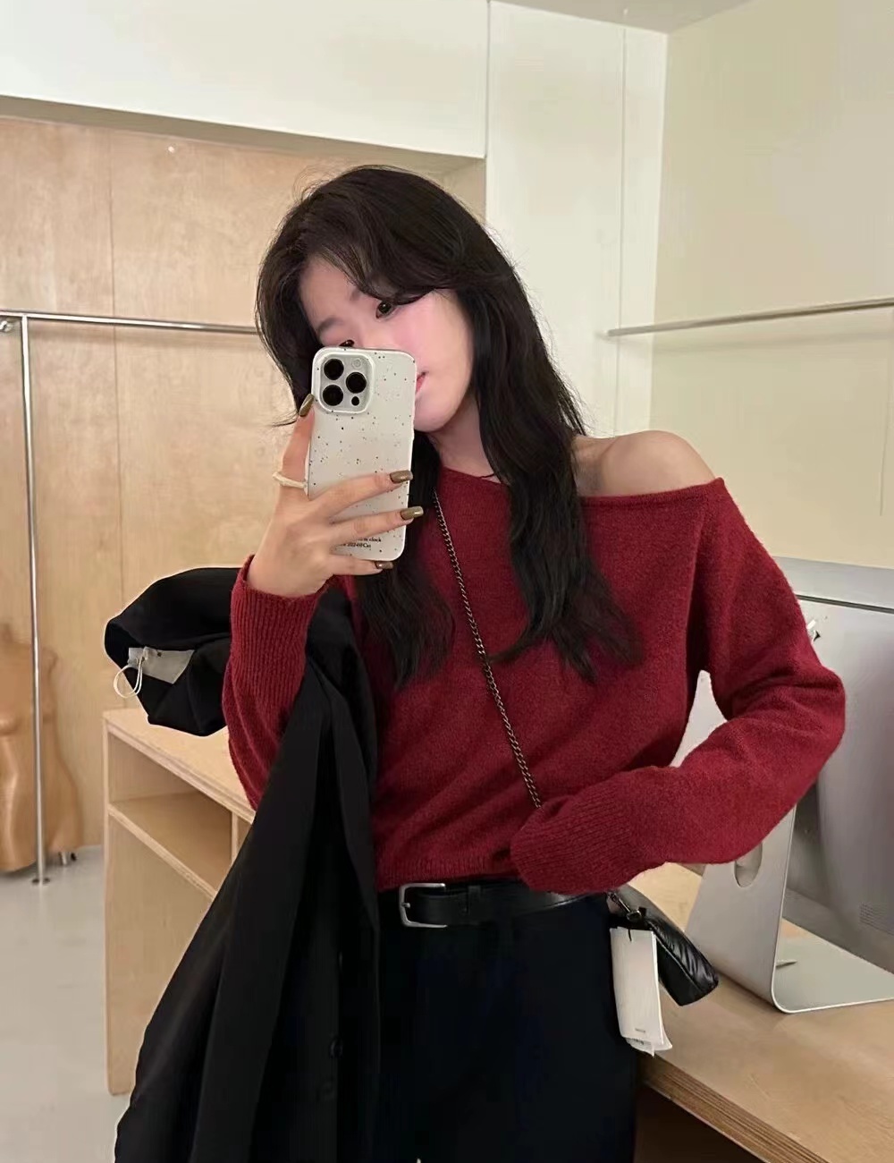 Flat shoulder tops autumn bottoming shirt for women