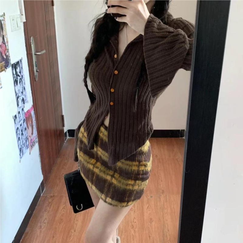 V-neck trumpet sleeves cardigan autumn and winter tops for women