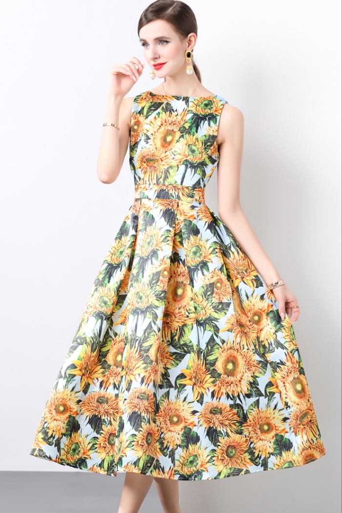 Clipping A-line stereoscopic sleeveless high waist dress