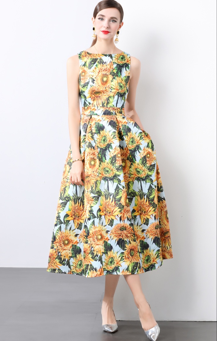 Clipping A-line stereoscopic sleeveless high waist dress