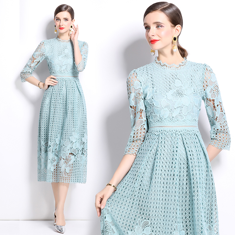 Long sleeve printing hollow lace slim dress