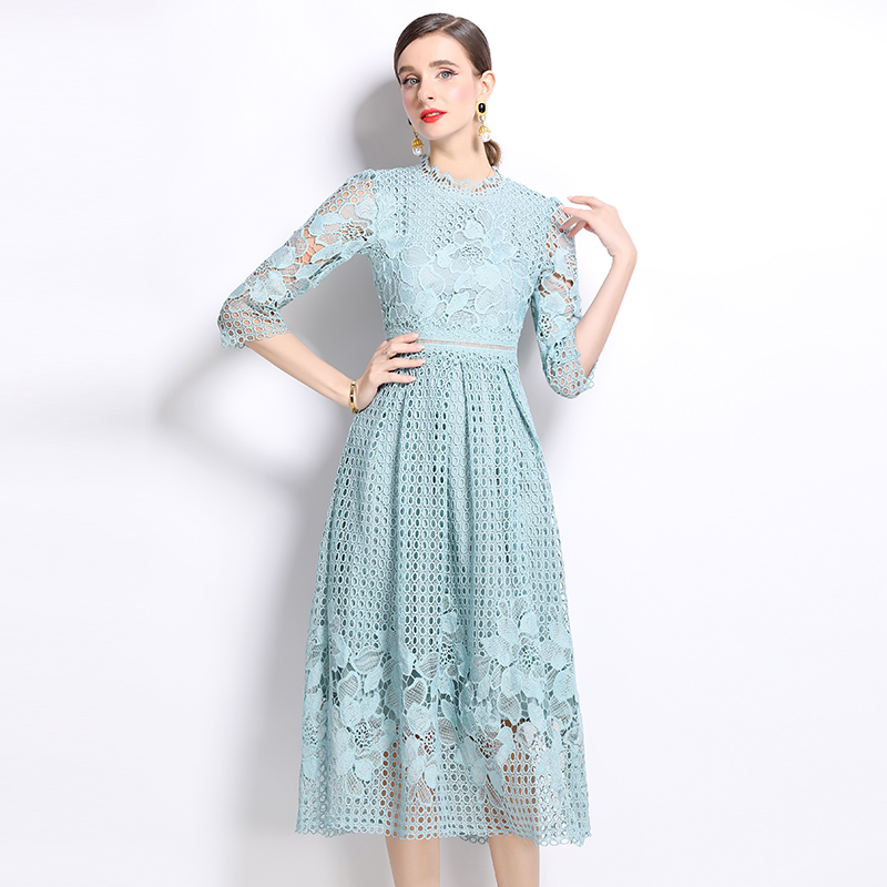 Long sleeve printing hollow lace slim dress